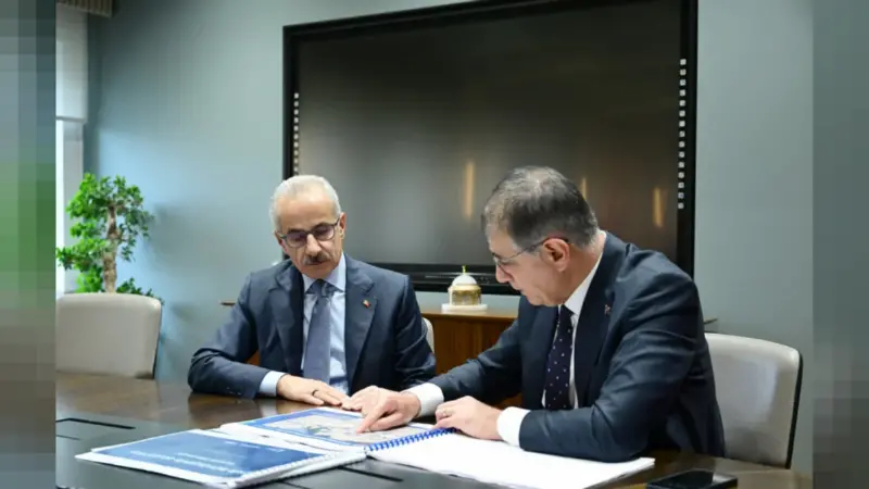 Bakan Uraloğlu: İzmir 2. Çevre Yolu Projesi'ni tamamladık