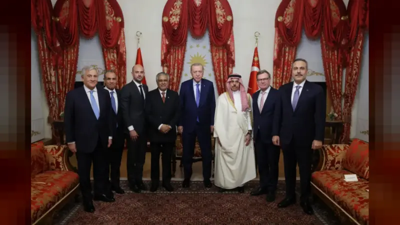 Cumhurbaşkanı Erdoğan İstanbul'da Dışişleri bakanlarını kabul etti