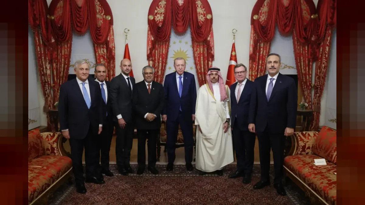 Cumhurbaşkanı Erdoğan İstanbul'da Dışişleri bakanlarını kabul etti